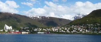 tromso-vy-m-kyrka.jpg